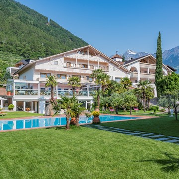 Glanzhof Hotel & Apartments